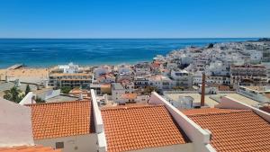 obrázek - Albufeira, Sea and old town view (32)