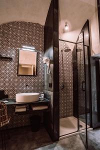 Habitación Individual con balcón y baño privado