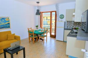 Estate4home - SOFIA FLORA