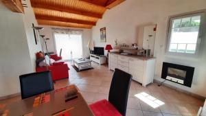 Maisons de vacances Maison de ville au calme, de plain pied, 2 chambres : photos des chambres