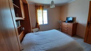 Maisons de vacances Maison de ville au calme, de plain pied, 2 chambres : photos des chambres