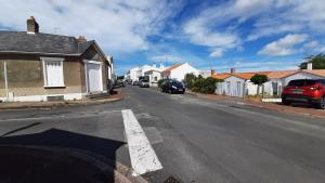 Maisons de vacances Maison de ville au calme, de plain pied, 2 chambres : photos des chambres