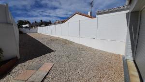 Maisons de vacances Maison de ville au calme, de plain pied, 2 chambres : photos des chambres