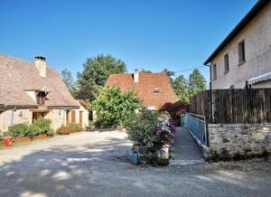 Gite la Rose in the heart of the Dordogne for 8 people