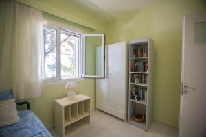 Loutraki home near the beach