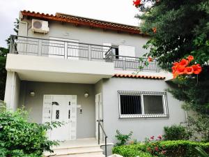 Loutraki home near the beach - 4hvězdičkové hotely ve městě Loutraki