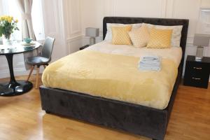 The Courtfield Plaza