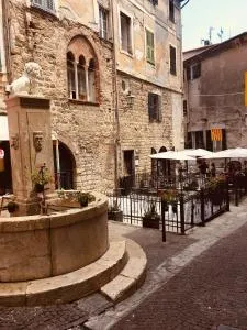 Le Trifore - 文蒂米利亚