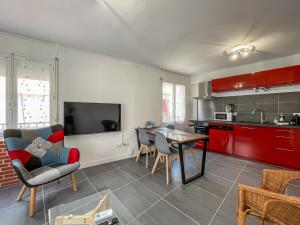 Appartements T2 tout equipe a 2 min de la plage menage inclus 2 : photos des chambres