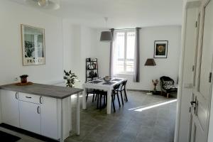 Maison Carrée/Coeur historique de Nîmes - Superbe Appt 55m²