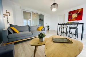 Appartements Bright apartment in a new building with garage : photos des chambres