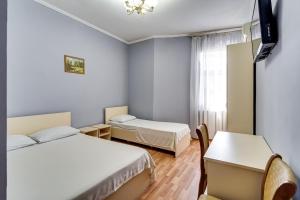 Standard Triple Room room in Grieg Hotel