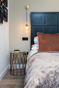 Relax in Super Size Copper Tub - 2 bedroom villa