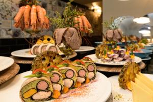 The Palace Hotel, Sunny Day