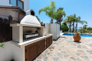 Sea Front Costa Blu by Ezoria Villas