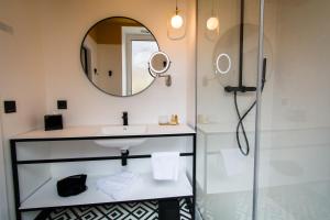Hotels L' Hotel & Spa Ribeauville- Haut-Koenigsbourg : Chambre Double