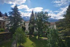 Appartements LE QUINTESSENCE: Balneo & Luminotherapie + parking : photos des chambres
