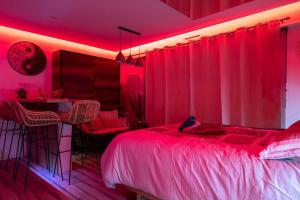 Appartements LE QUINTESSENCE: Balneo & Luminotherapie + parking : photos des chambres