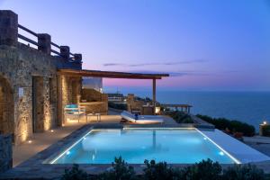 Naxos Rock Villas