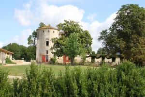 B&B / Chambres d'hotes Chateau De Castelneau : photos des chambres