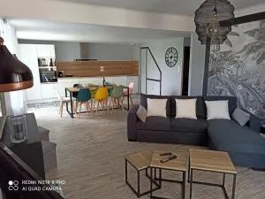 Maison de village 6/9 prs - Castanet