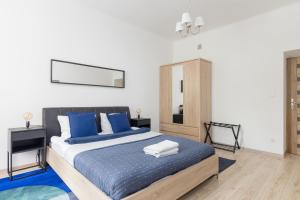 Mokotowska Comfortable Apartment by BookingHost