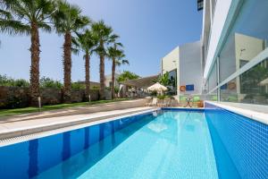 Angela Suites Boutique Hotel