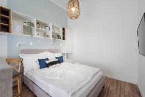 A13- Boutique Apartments, Best Location, by BQA