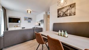 Spacious suite | 6p room in Holiday Suites Jabbeke