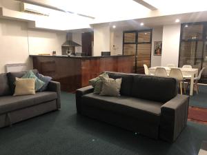 ReadySet Apartments on King