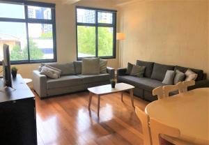 ReadySet Apartments on King