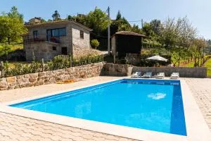 Idyllic Villa in Fornos + Pool! - Espadanedo