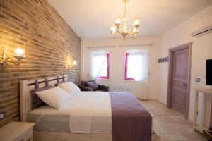 Neo Hotel