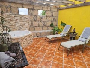 Sunny Island Retreat in Tejina de Isora