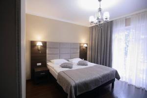 Budget Double or Twin Room room in Отель Crocus