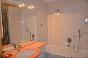 Large Double Room with Balcony