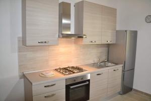 TERESA HOLIDAY img63