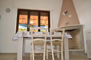 TERESA HOLIDAY img64