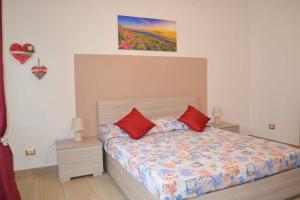 TERESA HOLIDAY img10