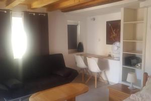 Appartements Lobsann: small practical studio for one person : photos des chambres