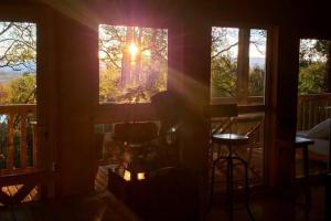 LA CASA EN EL BOSQUE con vista al Río