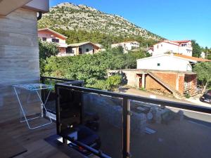 Apartments in Starigrad-Paklenica 40892