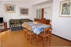 Holiday home Porto Santa Margherita 40286