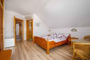 Apartment in Balatonmariafürdo 40852