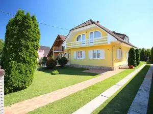 Holiday home in Balatonlelle 40449 - Kishegy