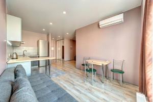 IL Patio, Улица Радужная 58 Левый берег Киев