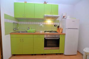 Apartments in Veli Losinj 33612