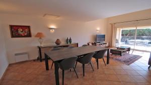 Sainte-Maxime - 3 bedroom apartment, air conditioned, outdoor terrace, swimming pool