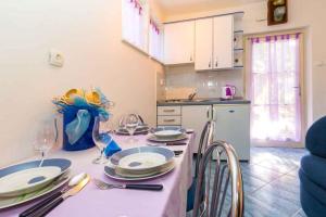 Apartments in Kraljevica 33251