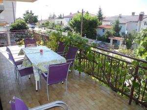 Apartment in Crikvenica 13842 